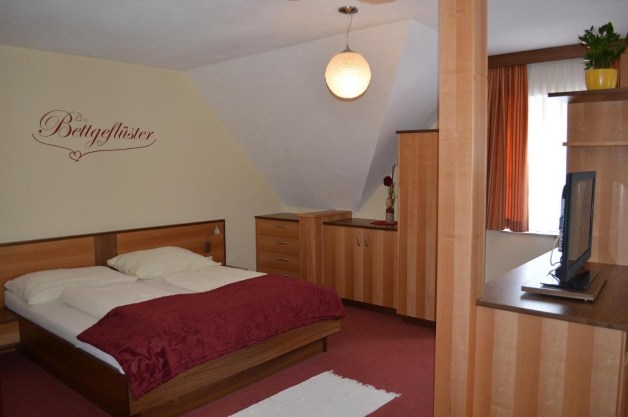 Fruehstueckspension Krump Bad Waltersdorf Exteriér fotografie